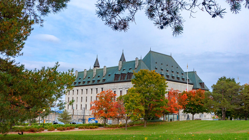 Photograph of Supreme Court of Canada in the fall
