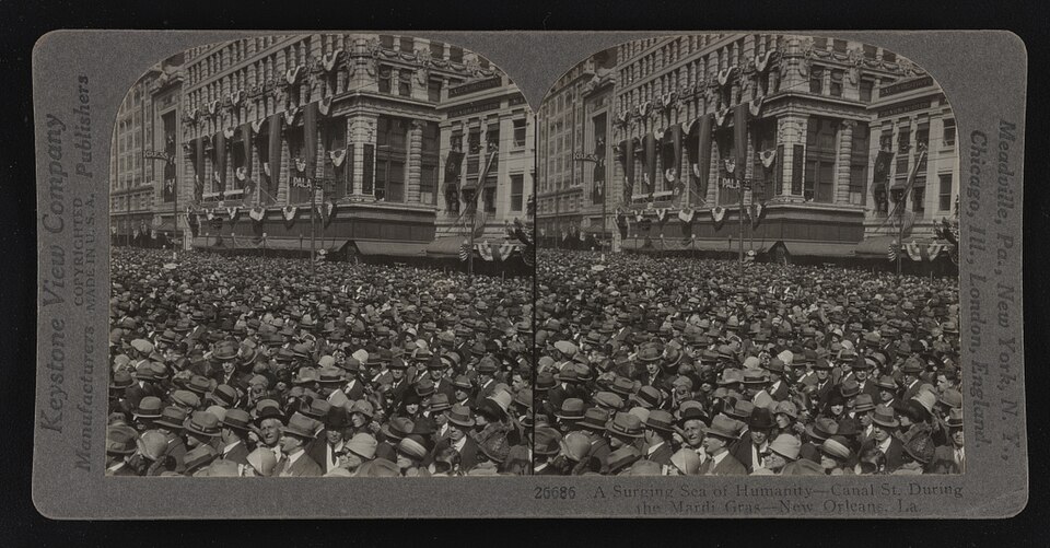crowd of people in new orleans in 1926