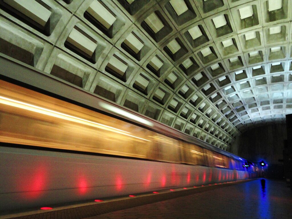 Metro_Blur